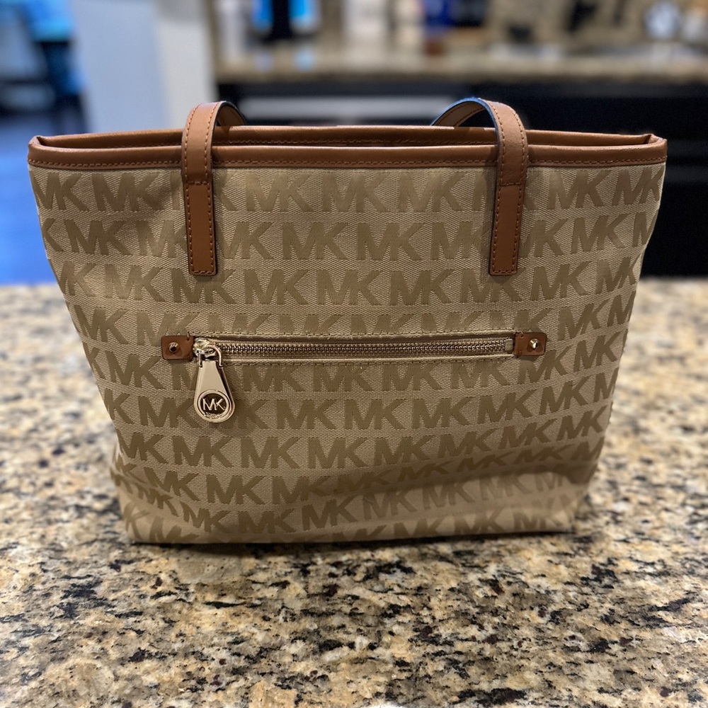 Michael Kors Tote